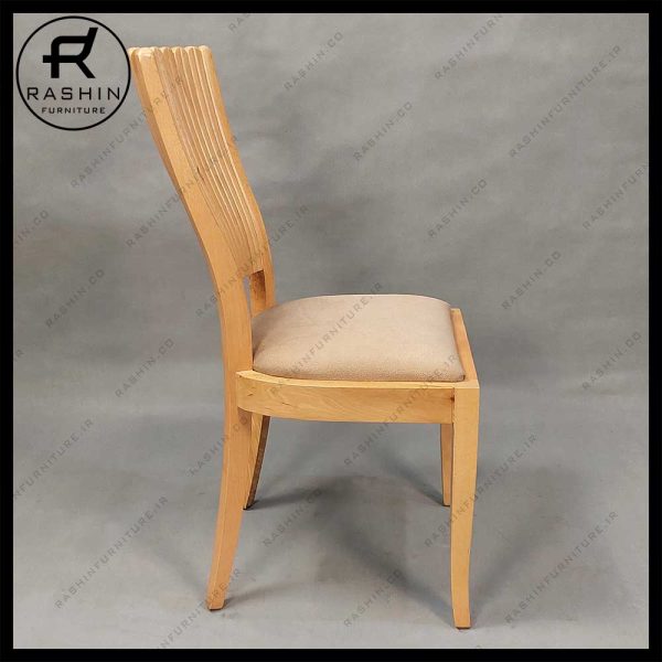 صندلی پشت چوبی